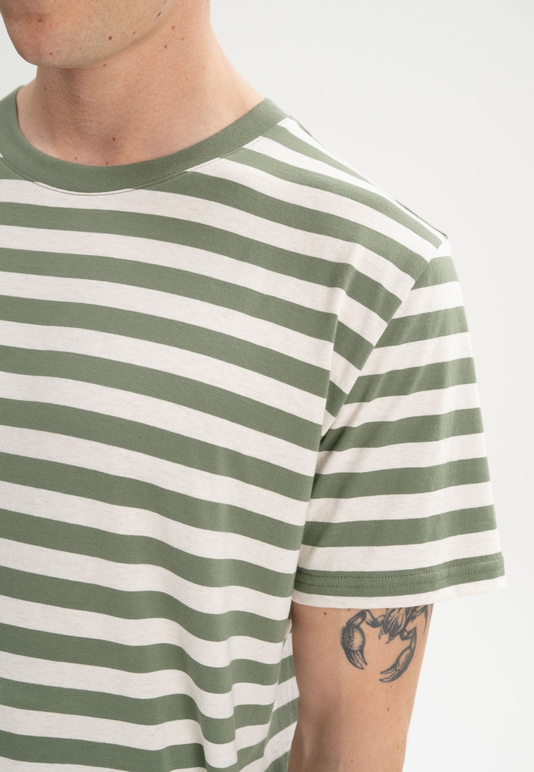 T-Shirt Style SADHIL